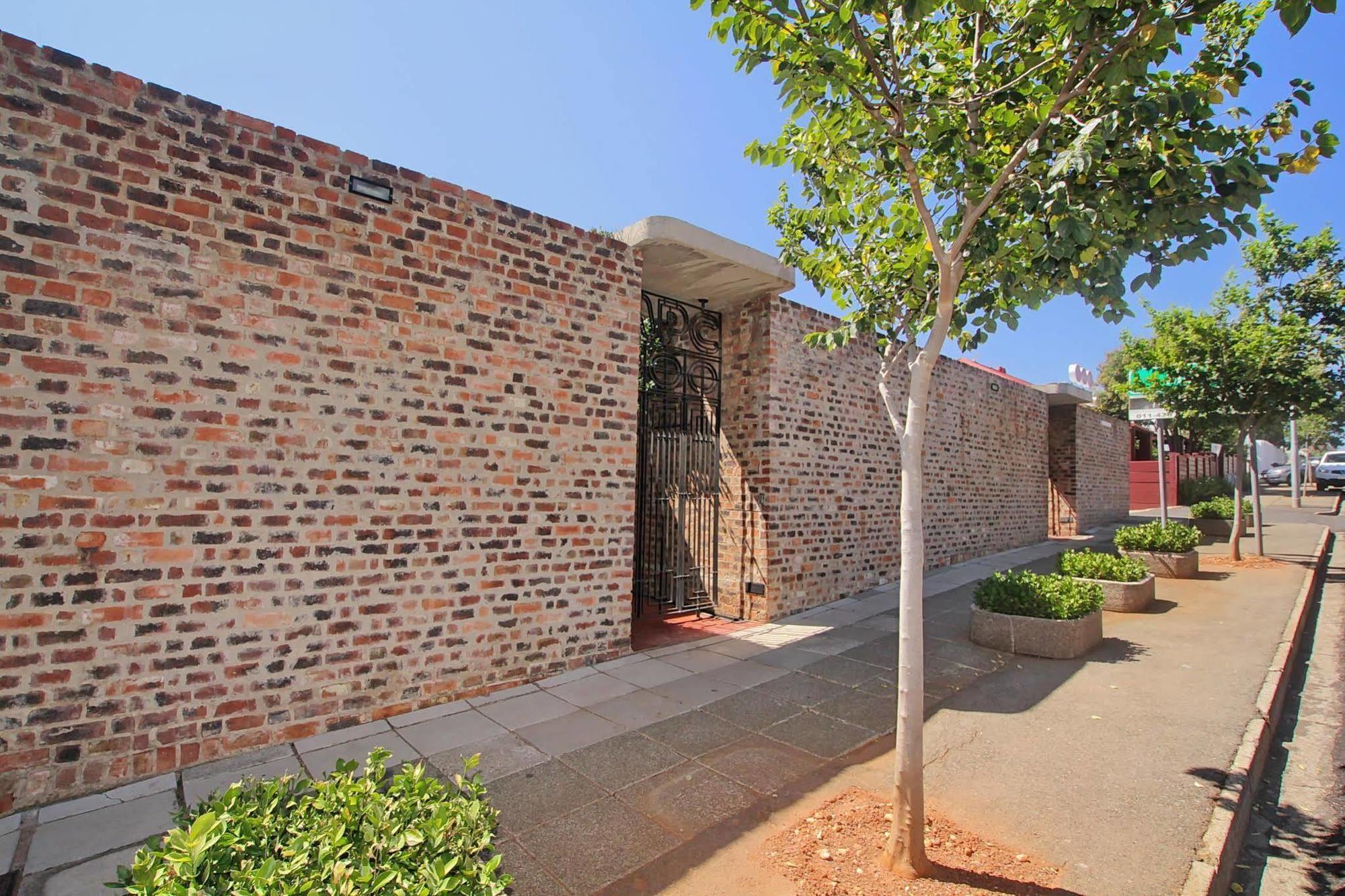 Motel Mi Pi Chi Johannesburg Exterior foto